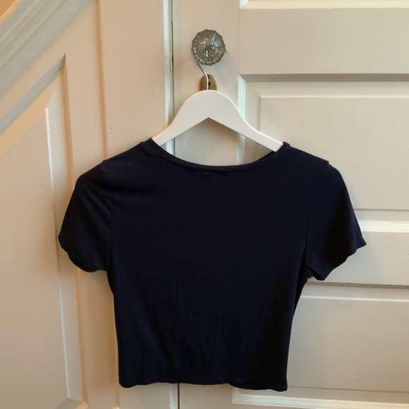 Crop top - Picture 2 of 2